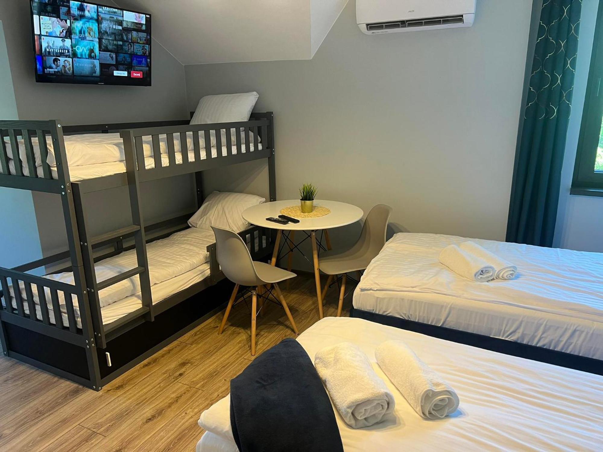 Aparthotel W Dolinie Stawow Zator By Housine Las Cameră foto